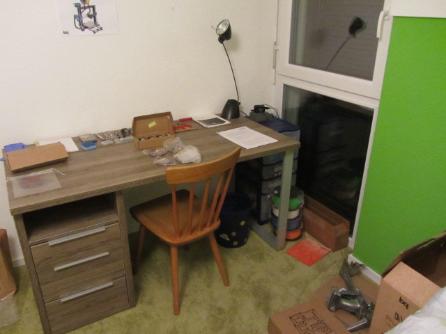 Bureau (Notez qu'une table sera ajoutée à gauche)