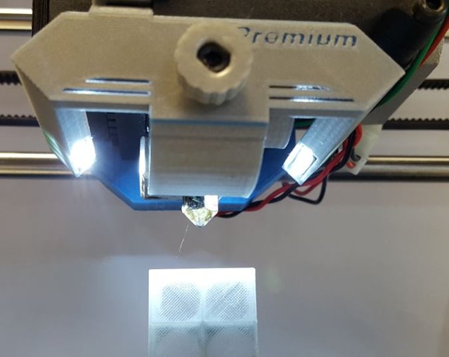 Buse eclairage.JPG (40.54 Kio) Consulté 13989 fois Ca pulse