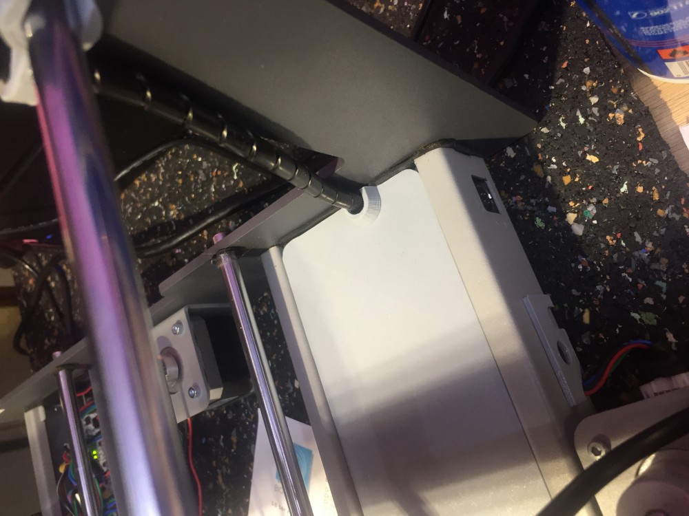 IMG_1067.JPG (1.86 Mio) Consulté 23711 fois Un cache pour la carte du plateau chauffant