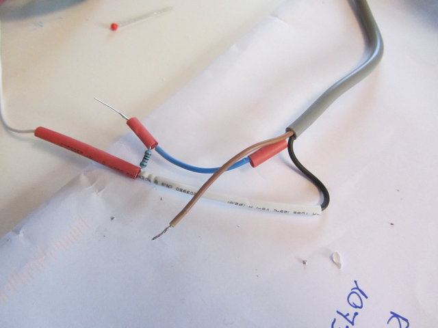 IMG_1614.JPG (349.9 Kio) Consulté 14685 fois Câbles