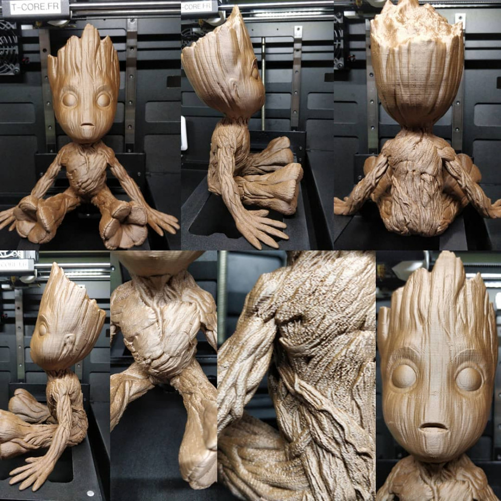 Baby Groot sans supports avec PLA Bois Sélection Premium en 200 microns par Hephestos 2 avec plateau chauffant.