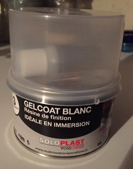 gel coat.jpg (85.62 Kio) Consulté 8308 fois et voila pour info le gel-coat que j'ai utilisé